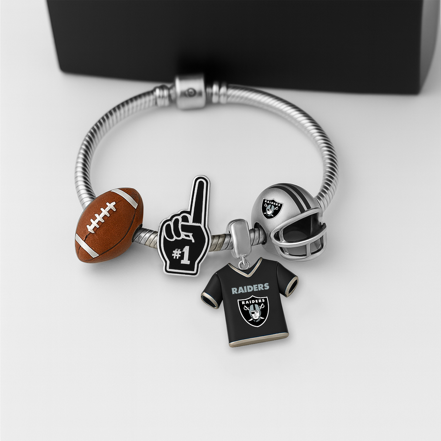 LV x NFL Charm Jewelry DatND DVT