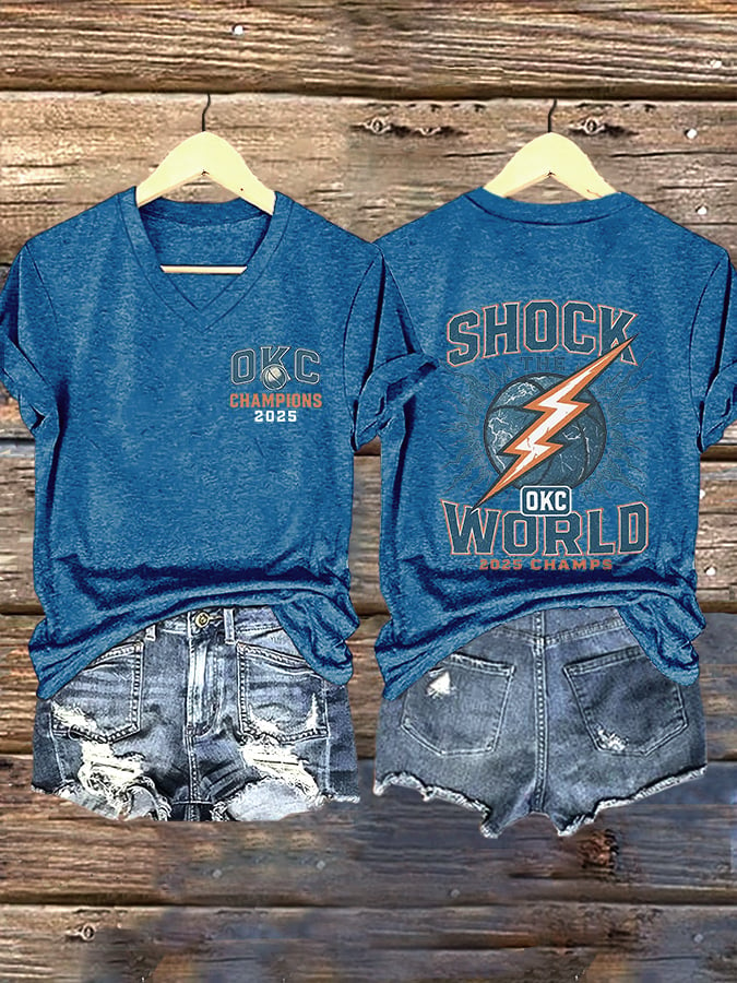V-Neck Retro Champions 2025 Shock The World 2025 Champs Print T-Shirt DDT NTL