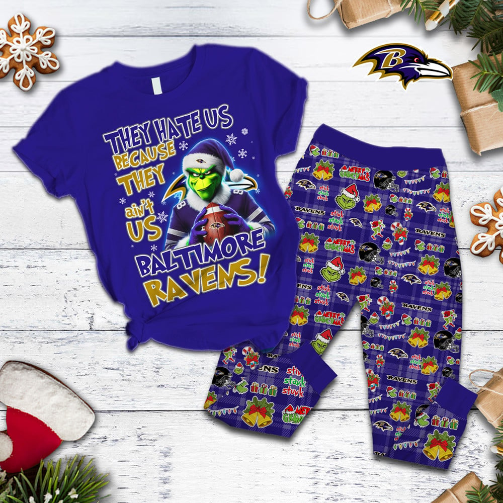 BR Premium NFL They Ain't Us Grinch Pajamas Set DDT CTND