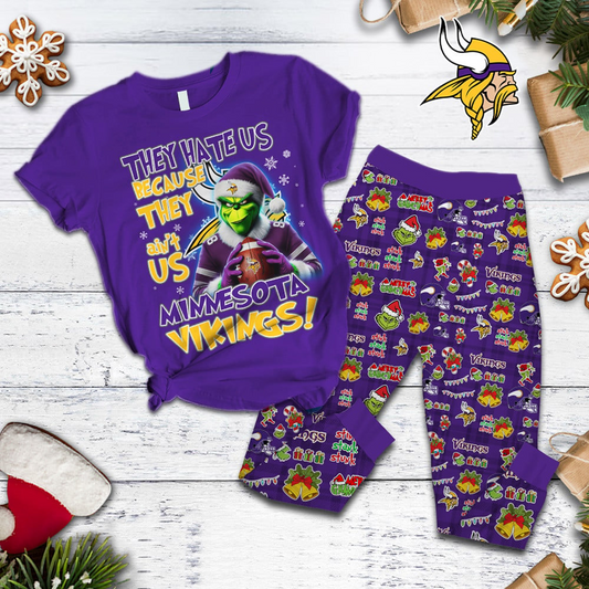 MV Premium NFL They Ain't Us Grinch Pajamas Set DDT CTND