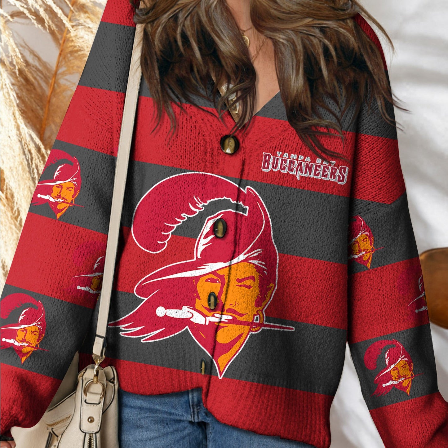 TB x NFL Cardigan Sweatshirt With Button  DatND DVT