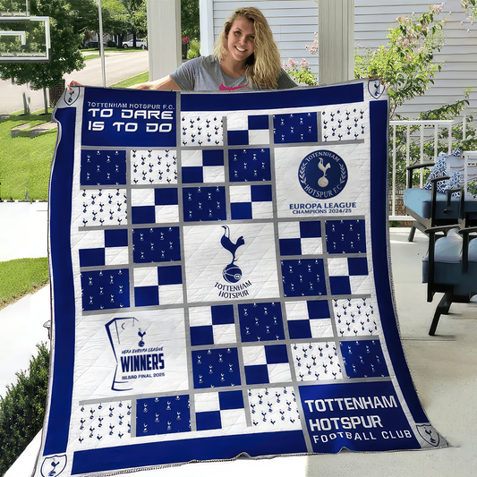 TOT UEFA Europa League Champion 2025 Quilt Blanket DDTCTND