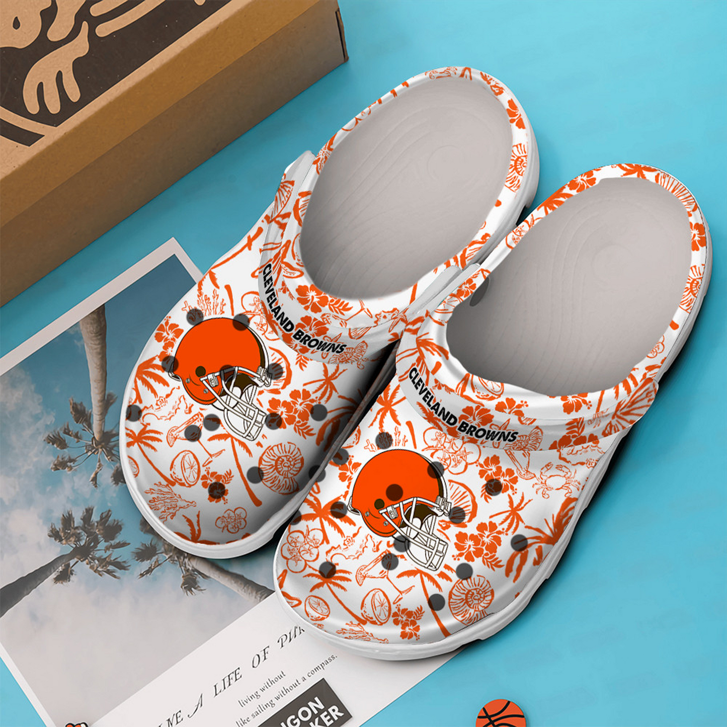 CLE x NFL Clogs DATND TANTD