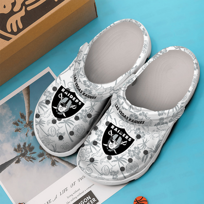 LVR x NFL Clogs DATND TANTD
