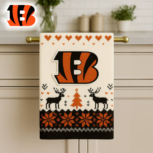 NFL x CNBG Premium NFL Christmas Kitchen Towel V1 NAK