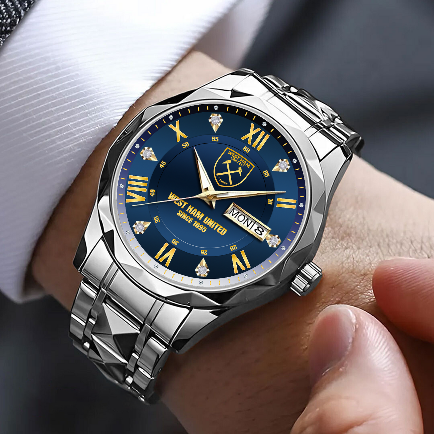 WES Alloy Luxury Quartz Watch DATND TANTD